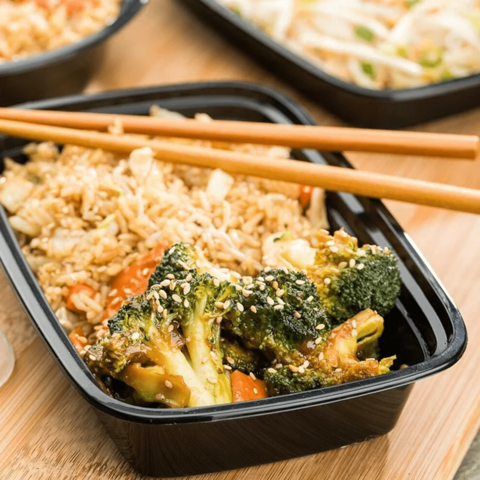 16oz. Disposable Black Rectangular Meal Prep/ Bento Box Containers with Lids - Image 4