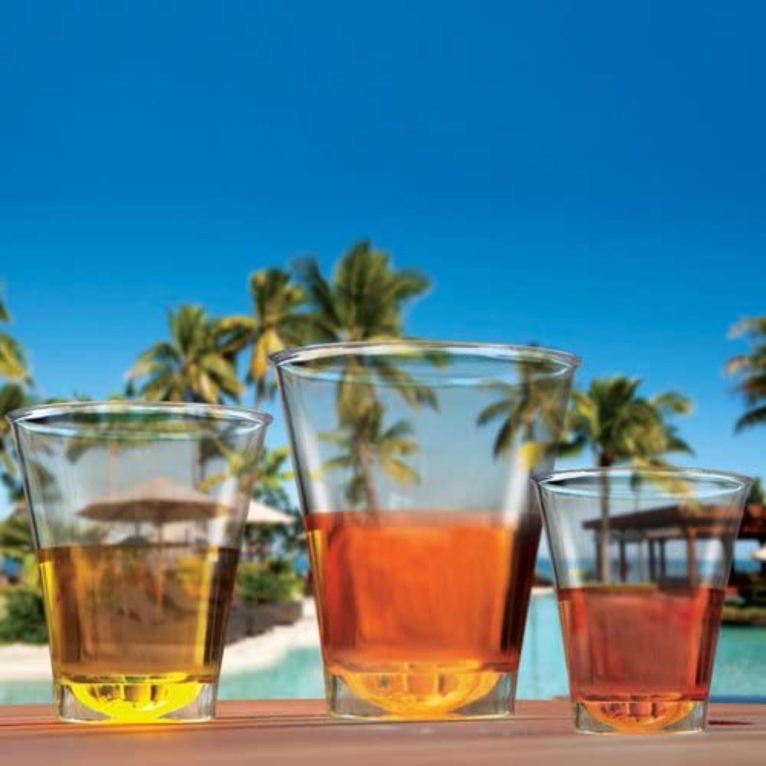 Clear XTRA HEAVY WEIGHT Plastic Double Shot Cup 5 oz - Image 2